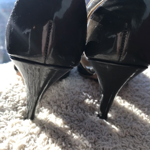 Ann Taylor Women’s Taupe Heels Open Toe Patent Leather Upper Leather Sole Sz 8 - Picture 5 of 10